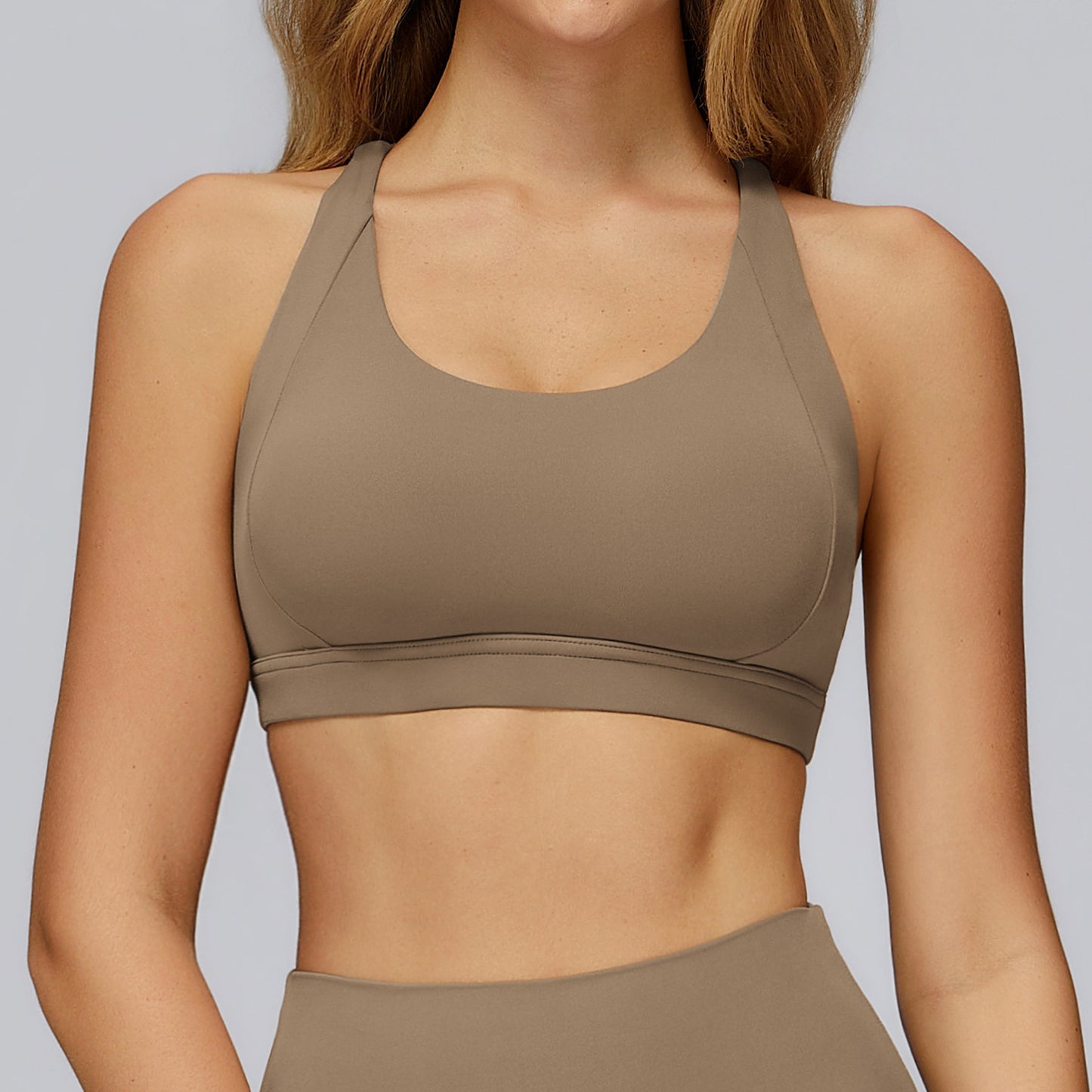 Attraco Women's U-Neck Crisscross Strappy Back Sports Bra with Removable Pads Yoga Bra Tops