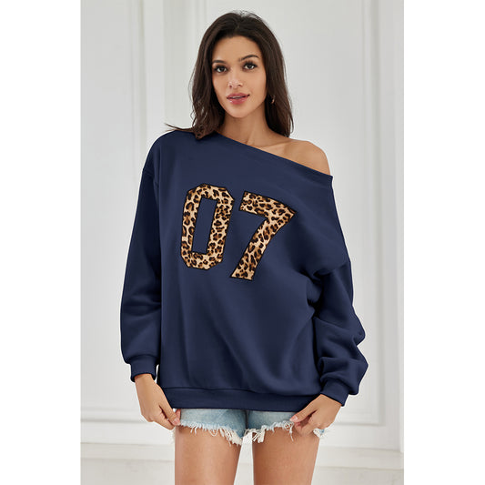 Attraco Women's Off shoulder Long Sleeve Sweatshirt Oversized Number Pattern Fleece lined Pullover Top Fallfreshness