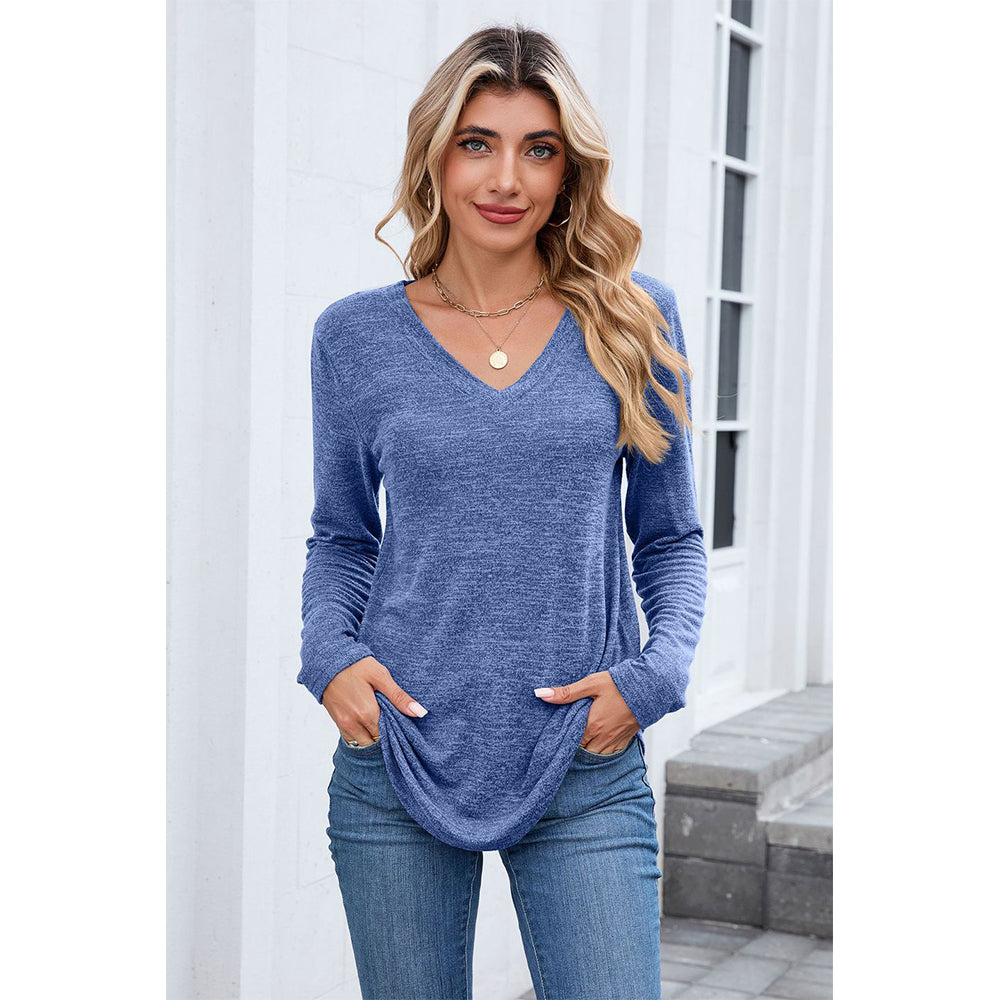 Attraco Women's Long Sleeve V Neck Top Soft Stretch Casual Pullover Shirt with Curved Hem